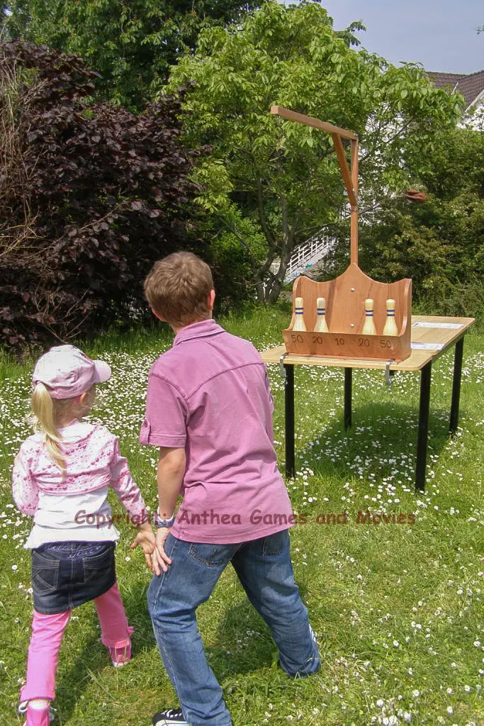 Jeu du Bonhomme - Anthea Games and Movies