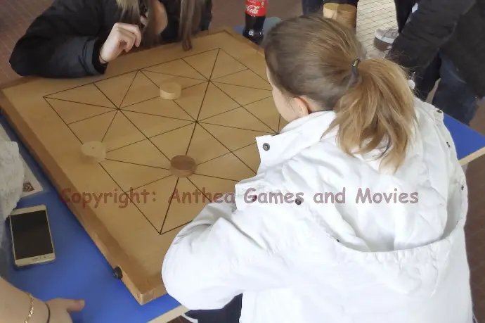location du jeu Alquerque - Anthea Games and Movies